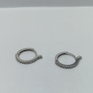 ARRACADAS PAR ORO, ORO BLANCO 14 K 2.5 GRMS (SEMINUEVO)