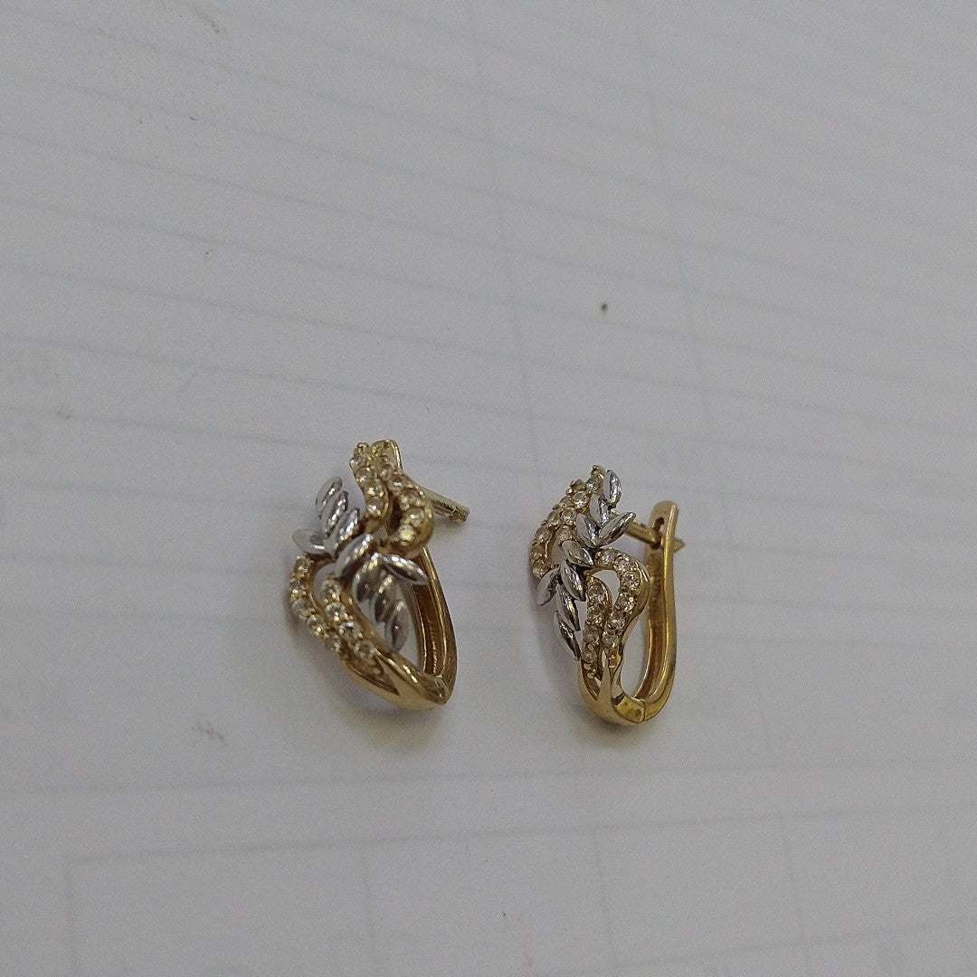 ARRACADAS PAR ORO, ORO COMBINADO 10 K 2.6 GRMS (SEMINUEVO)