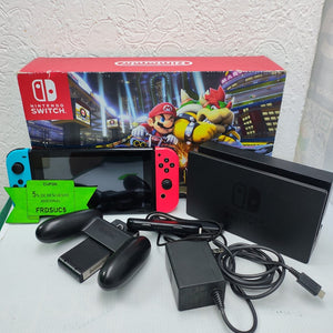 CONSOLA DE VIDEOJUEGO NINTENDO SWITCH 32 GB (SEMINUEVO)