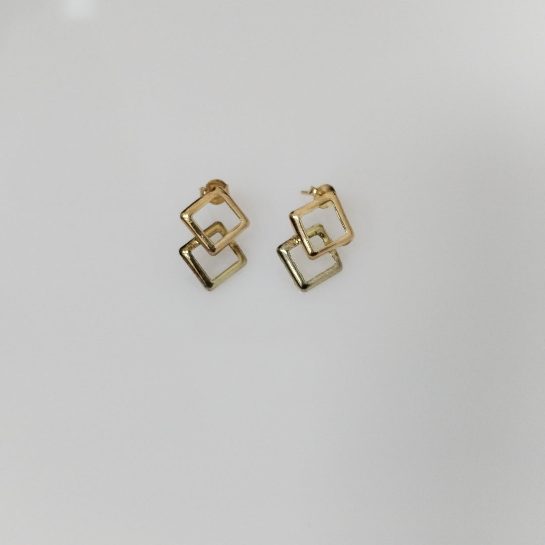 BROQUELES PAR ORO 8 K 0.7 GRMS (SEMINUEVO)