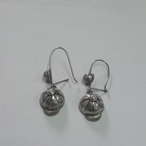 ARETES PAR PLATA 2.4 GRMS (SEMINUEVO)