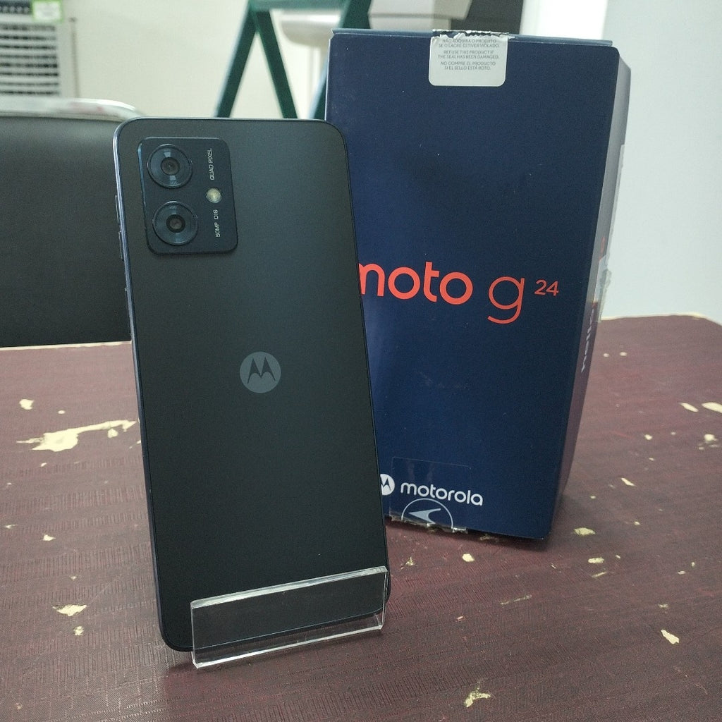CELULAR MOTOROLA MOTO G24 XT2423-1 (2024) 256 GB 4 GB RAM (SEMINUEVO)