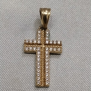 CRUZ, DIJE ORO 10 K 1.2 GRMS (SEMINUEVO)