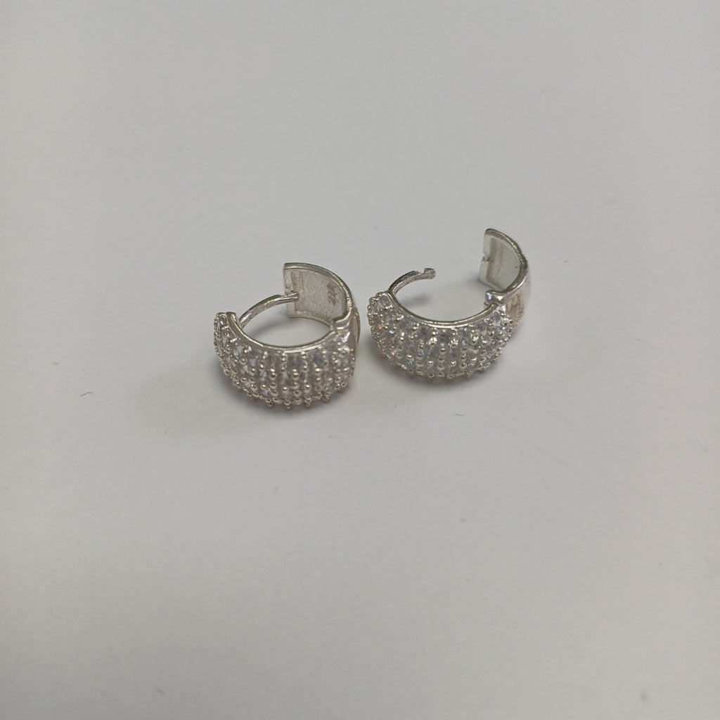 HUGGIES C/CIRCONIAS PLATA .925 5.4 GR (NUEVO)