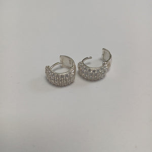 HUGGIES C/CIRCONIAS PLATA .925 5.4 GR (NUEVO)
