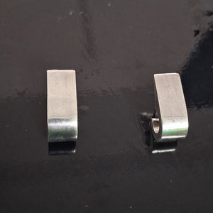 ARETES PAR PLATA 6,30 GRMS (SEMINUEVO)