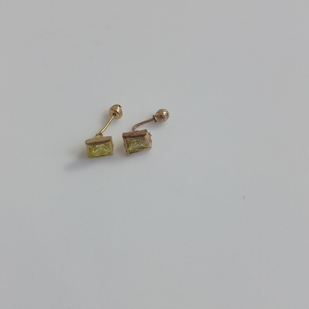 ARETES PAR ORO 10 K 0.4 GRMS (SEMINUEVO)
