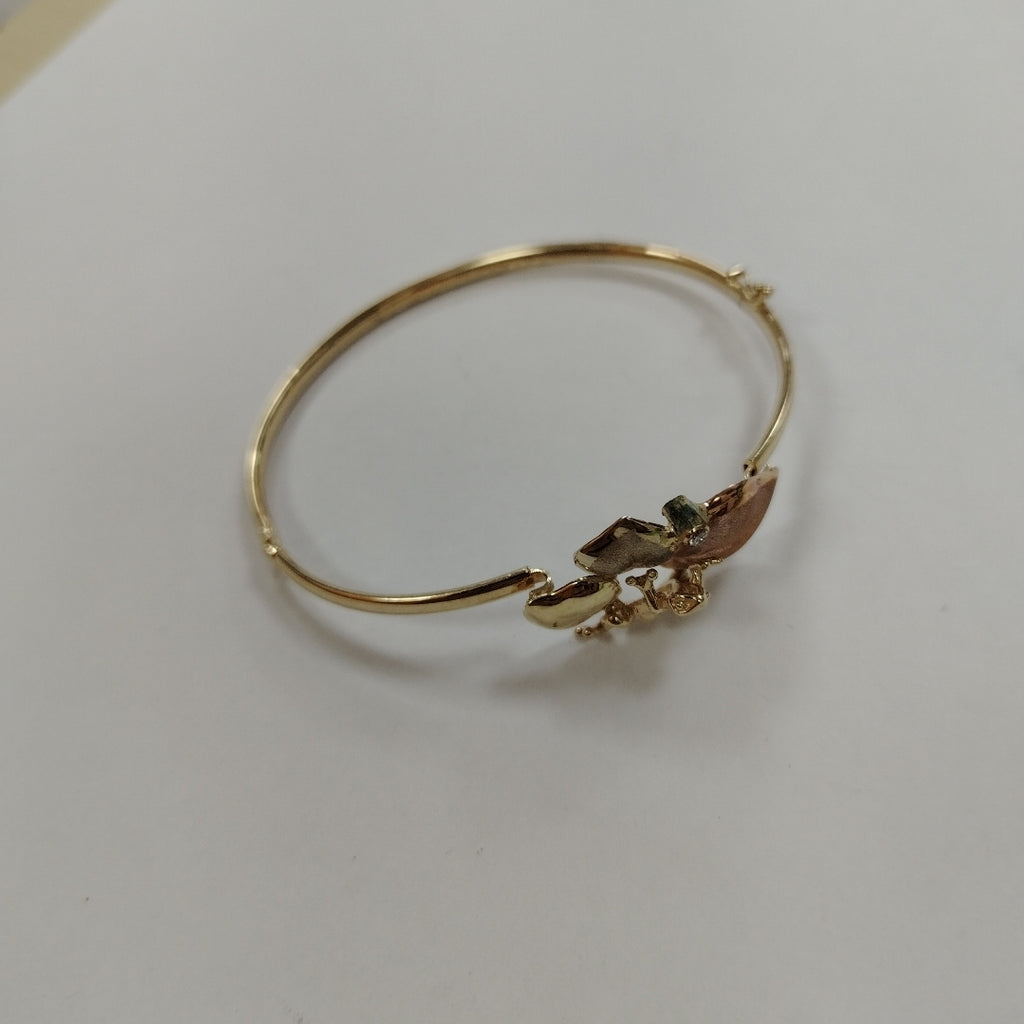 PULSERA RIGIDA ORO 14 K 9.4 GRMS (SEMINUEVO)