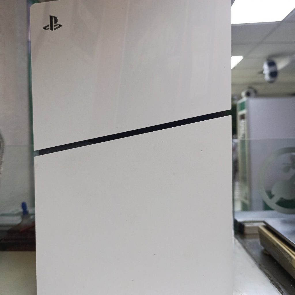 CONSOLA DE VIDEOJUEGO SONY PS5 825 SSD (SEMINUEVO)
