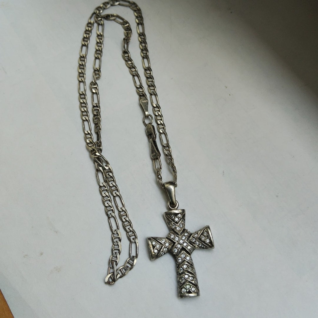 CADENA, CRUZ PLATA 9.9 GRMS (SEMINUEVO)