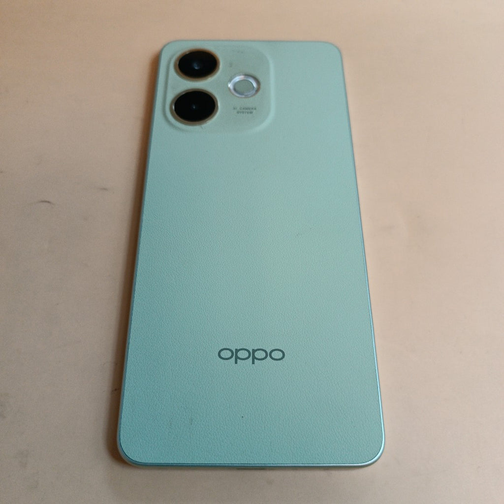CELULAR OPPO A5 PRO CPH2711 (2025) 256 GB 8 GB RAM (SEMINUEVO)