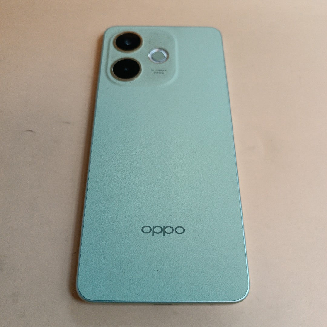 CELULAR OPPO A5 PRO CPH2711 (2025) 256 GB 8 GB RAM (SEMINUEVO)