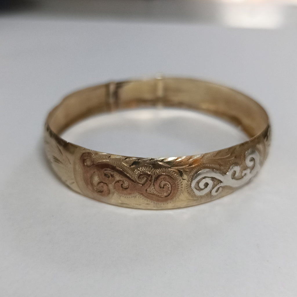 PULSERA RIGIDA ORO 10 K 12.3 GRMS (SEMINUEVO)