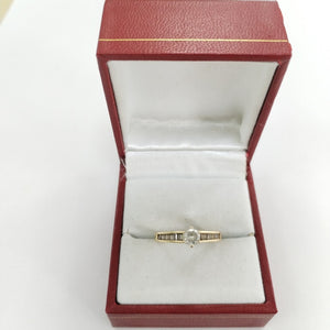 SOLITARIO ORO 14 K 1.7 GRMS (SEMINUEVO)