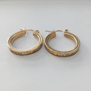ARRACADAS PAR ORO 10 K 5.3 GRMS (SEMINUEVO)
