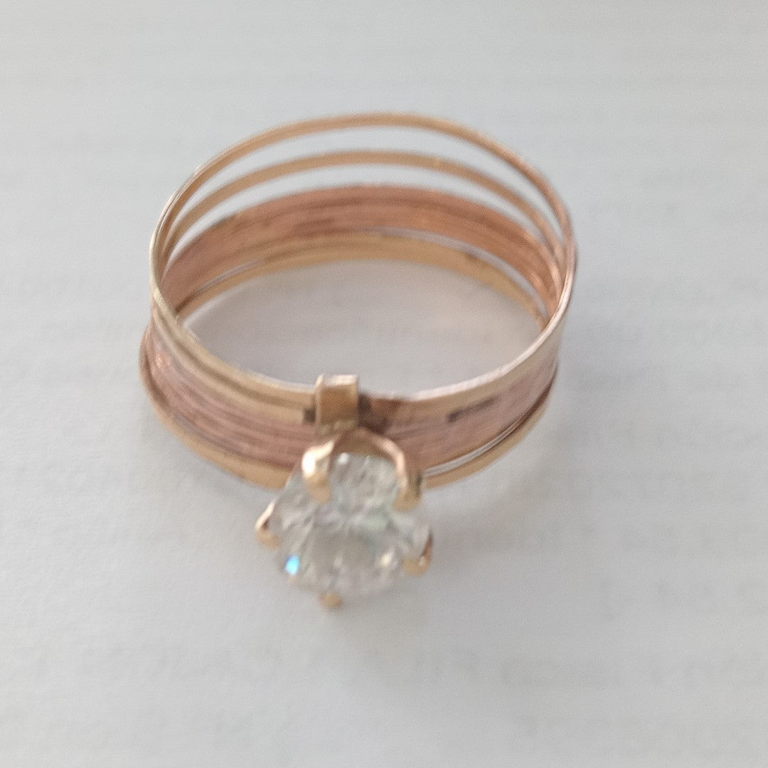 ANILLO ORO COMBINADO 10 K 2,60 GRMS (SEMINUEVO)