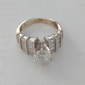 ANILLO ORO BLANCO 10 K 4,40 GRMS (SEMINUEVO)