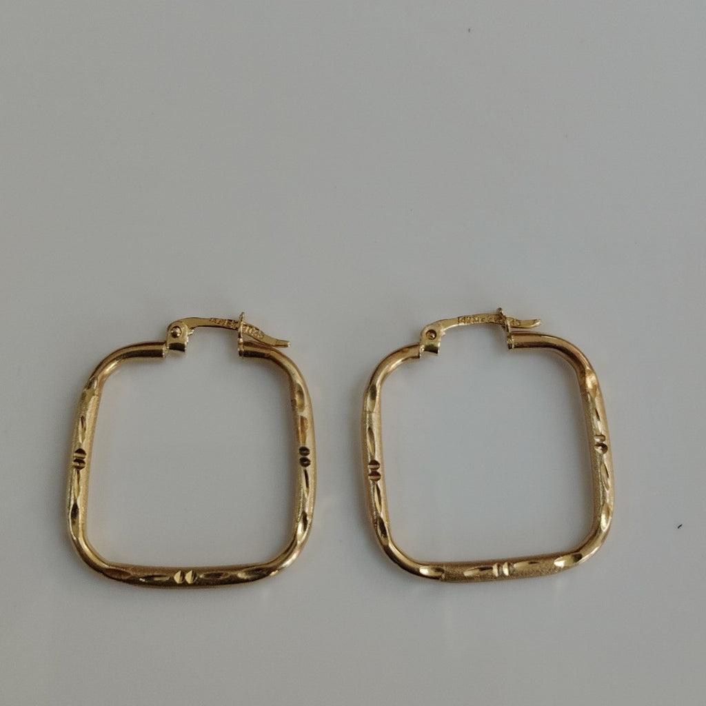 ARRACADAS PAR ORO 14 K 2.5 GRMS (SEMINUEVO)
