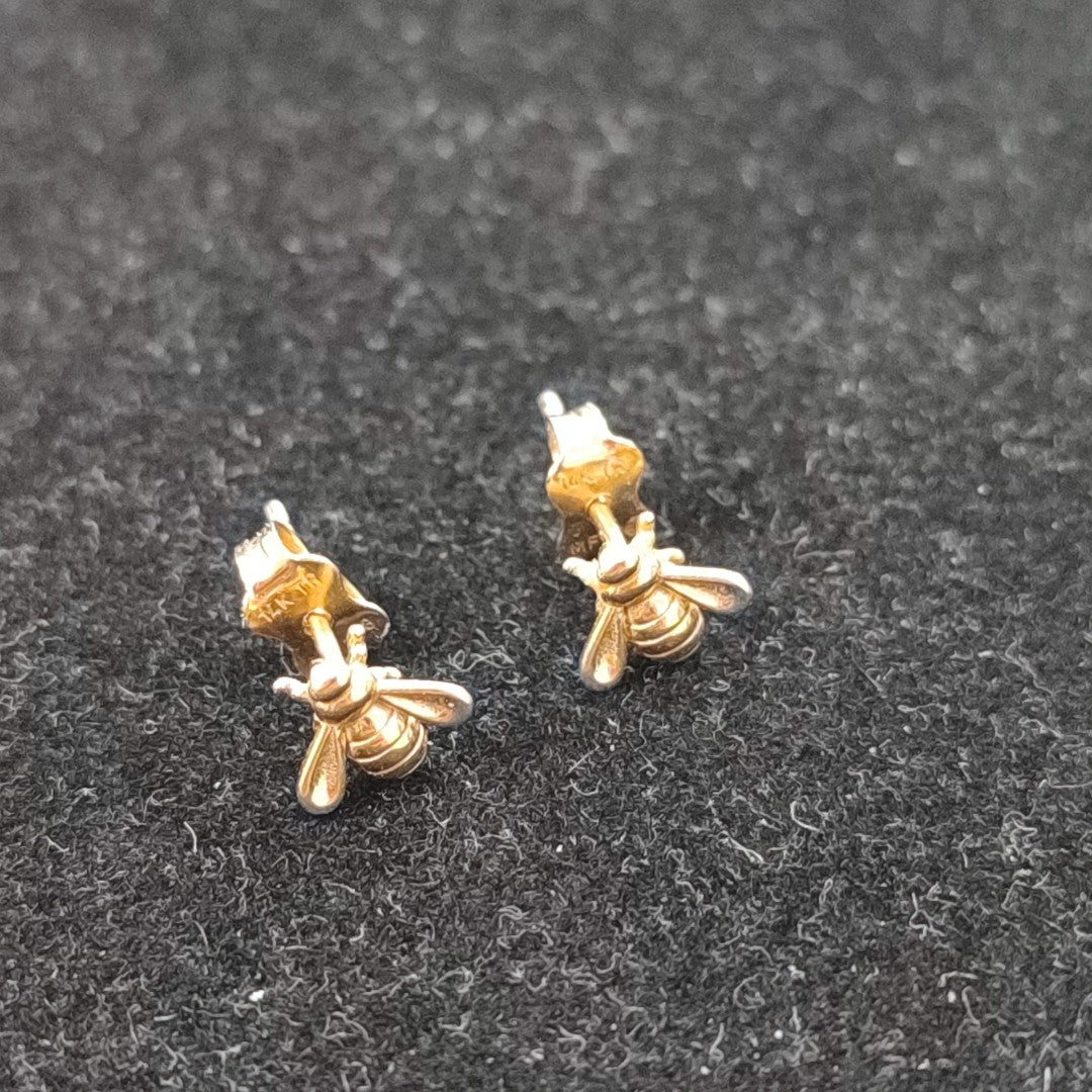 BROQUELES PAR ORO 14 K 1.1 GRMS (SEMINUEVO)