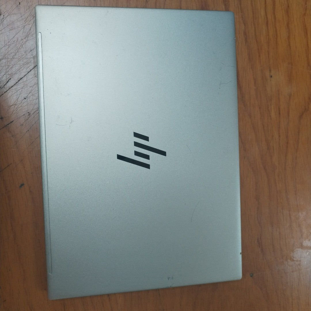 LAPTOP HP PAVILION AERO 13-BE2002LA (2024) 512 GB SSD 16 GB RAM (SEMINUEVO)