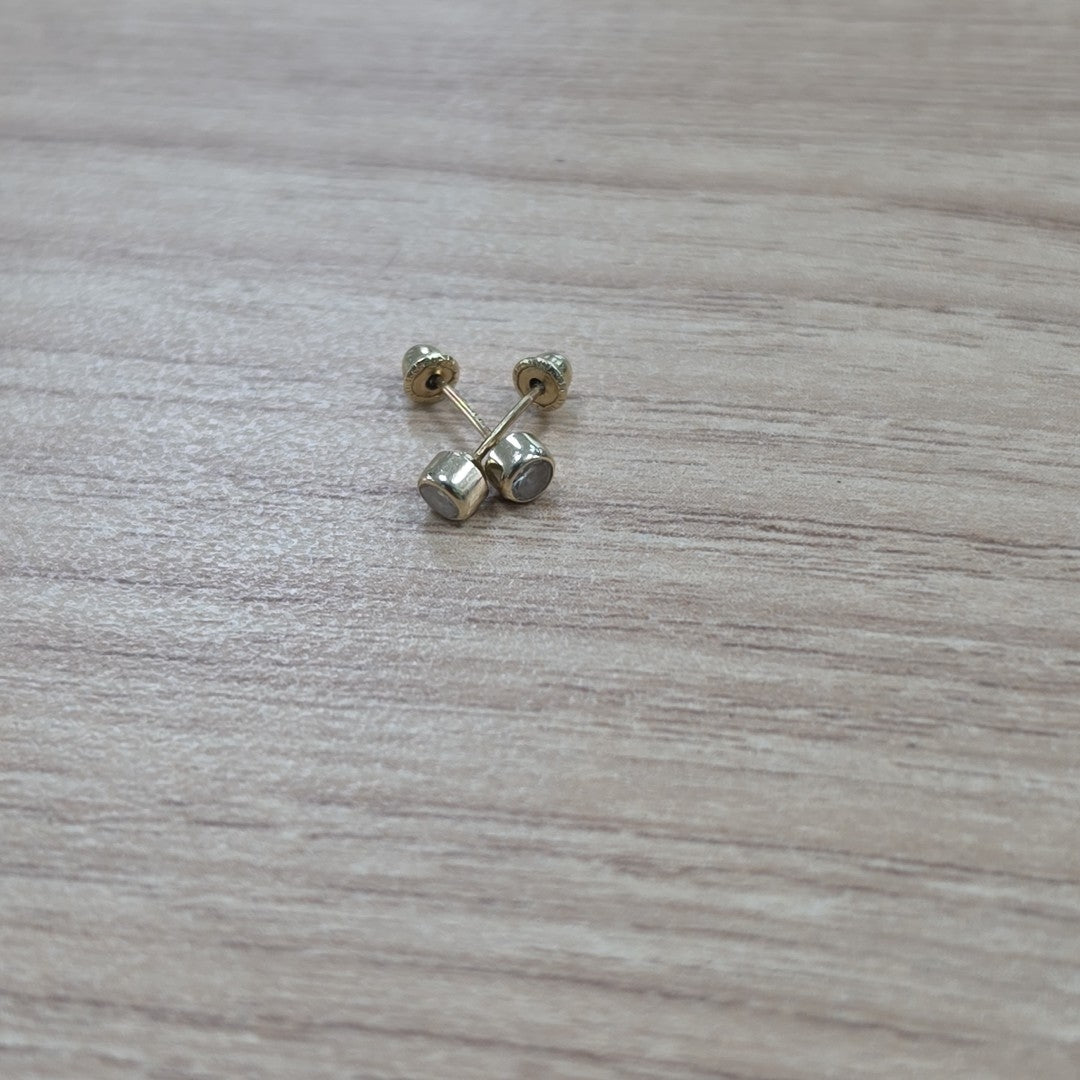 BROQUELES PAR ORO 14 K 0,30 GRMS (SEMINUEVO)