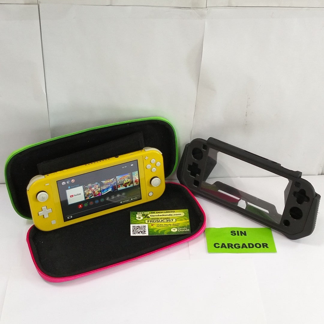 CONSOLA DE VIDEOJUEGO NINTENDO SWITCH LITE 32 GB (SEMINUEVO)