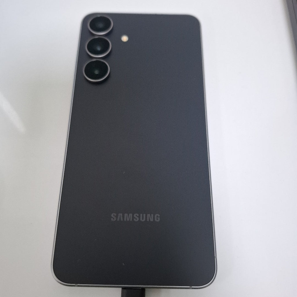 CELULAR SAMSUNG GALAXY S25 FE SM-S731B (2025) 128 GB 8 GB RAM (SEMINUEVO)