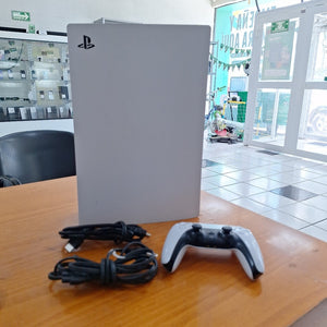 CONSOLA DE VIDEOJUEGO SONY PS5 DIGITAL 825 SSD (SEMINUEVO)