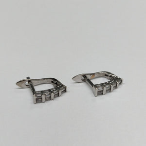 ARETES PAR ORO BLANCO 14 K 2.5 GRMS (SEMINUEVO)