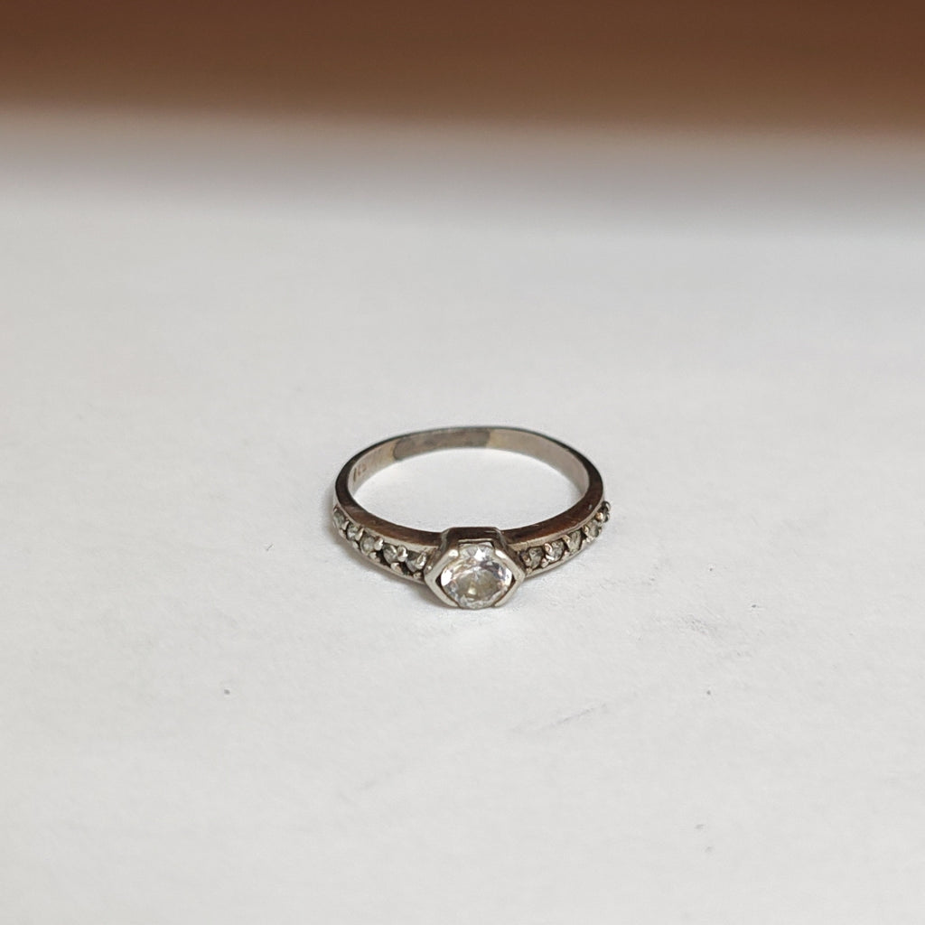 ANILLITO PLATA 1.9 GRMS (SEMINUEVO)