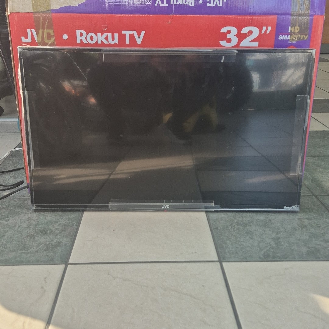 PANTALLA JVC SI32R (2024) 32" LED HD (SEMINUEVO)