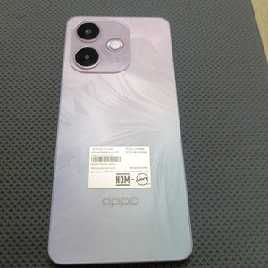 CELULAR OPPO A5 PRO 5G CPH2695 (2025) 256 GB 8 GB RAM (SEMINUEVO)