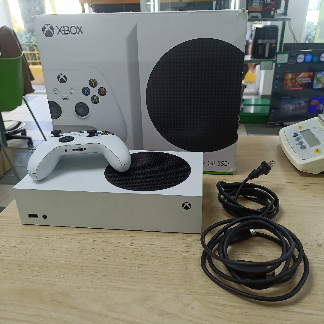 CONSOLA DE VIDEOJUEGO MICROSOFT XBOX SERIES S 512 GB SSD (SEMINUEVO)