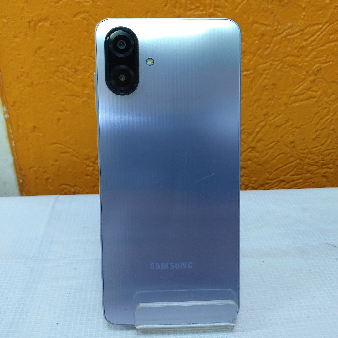 CELULAR SAMSUNG GALAXY A07 SM-A075M (2025) 64 GB 4 GB RAM (SEMINUEVO)