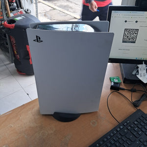 CONSOLA DE VIDEOJUEGO SONY PS5 825 SSD (SEMINUEVO)
