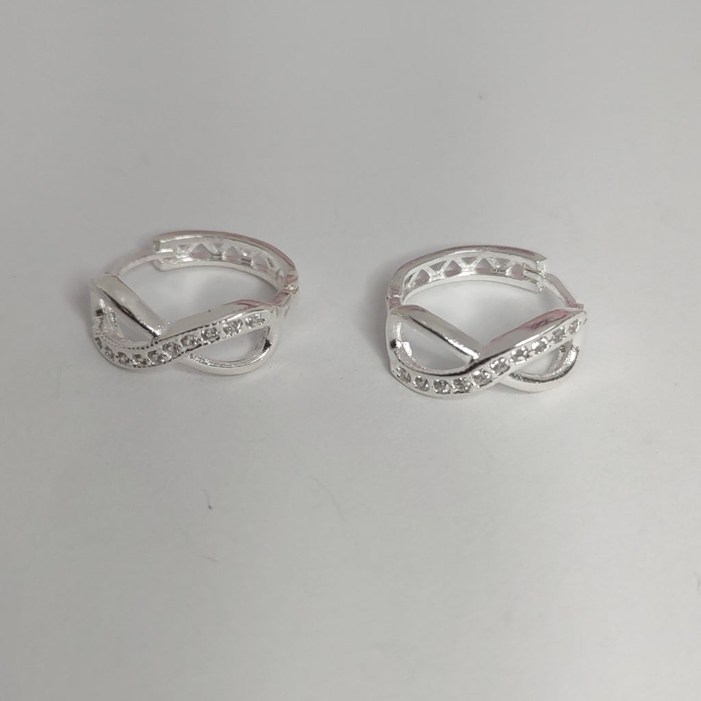 HUGGIES INFINITO CIRCONIAS PLATA .925 2.4 GR (NUEVO)