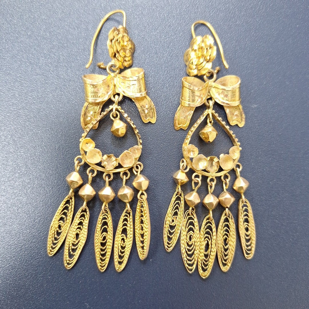 ARETES PAR ORO 10 K 18 GRMS (SEMINUEVO)