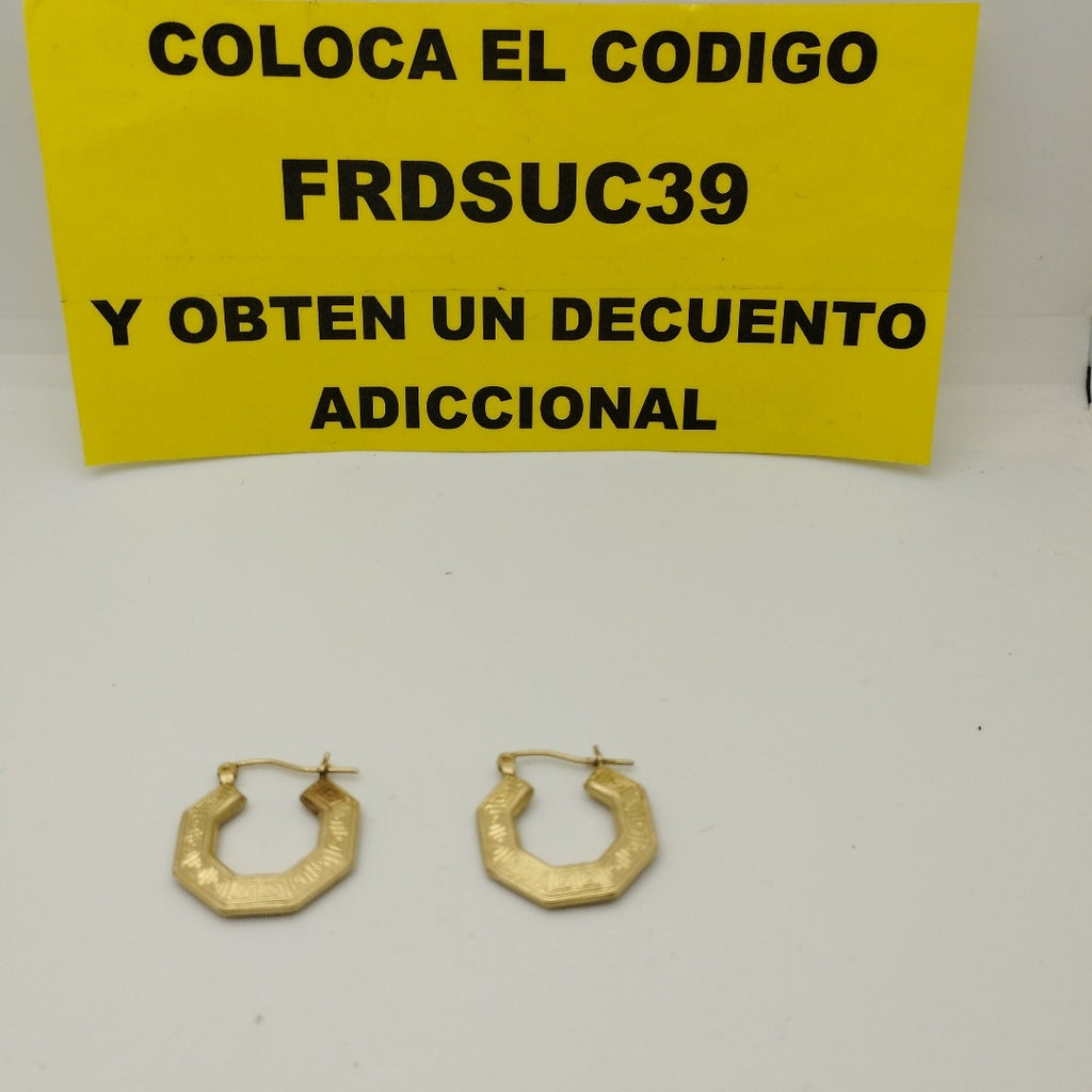 ARRACADAS PAR ORO 10 K 2 GRMS (SEMINUEVO)