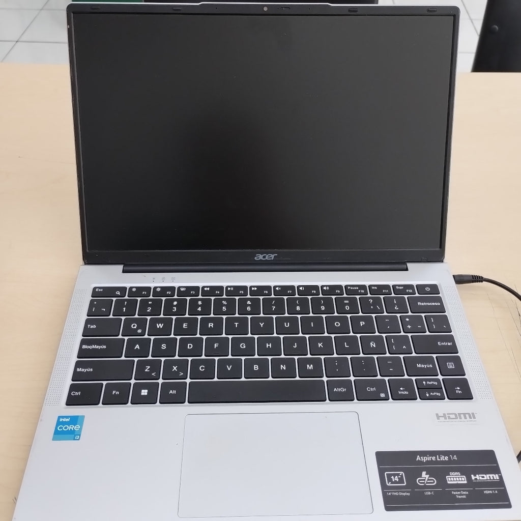 LAPTOP ACER ASPIRE LITE 14 AL14-31P-353Y (2024) 512 GB SSD 8 GB RAM (SEMINUEVO)