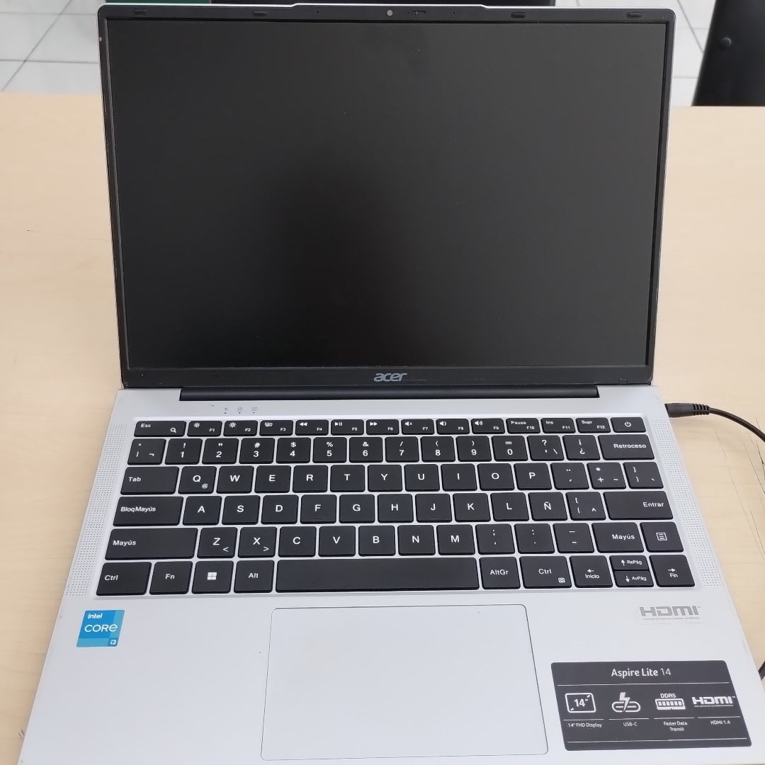 LAPTOP ACER ASPIRE LITE 14 AL14-31P-353Y (2024) 512 GB SSD 8 GB RAM (SEMINUEVO)