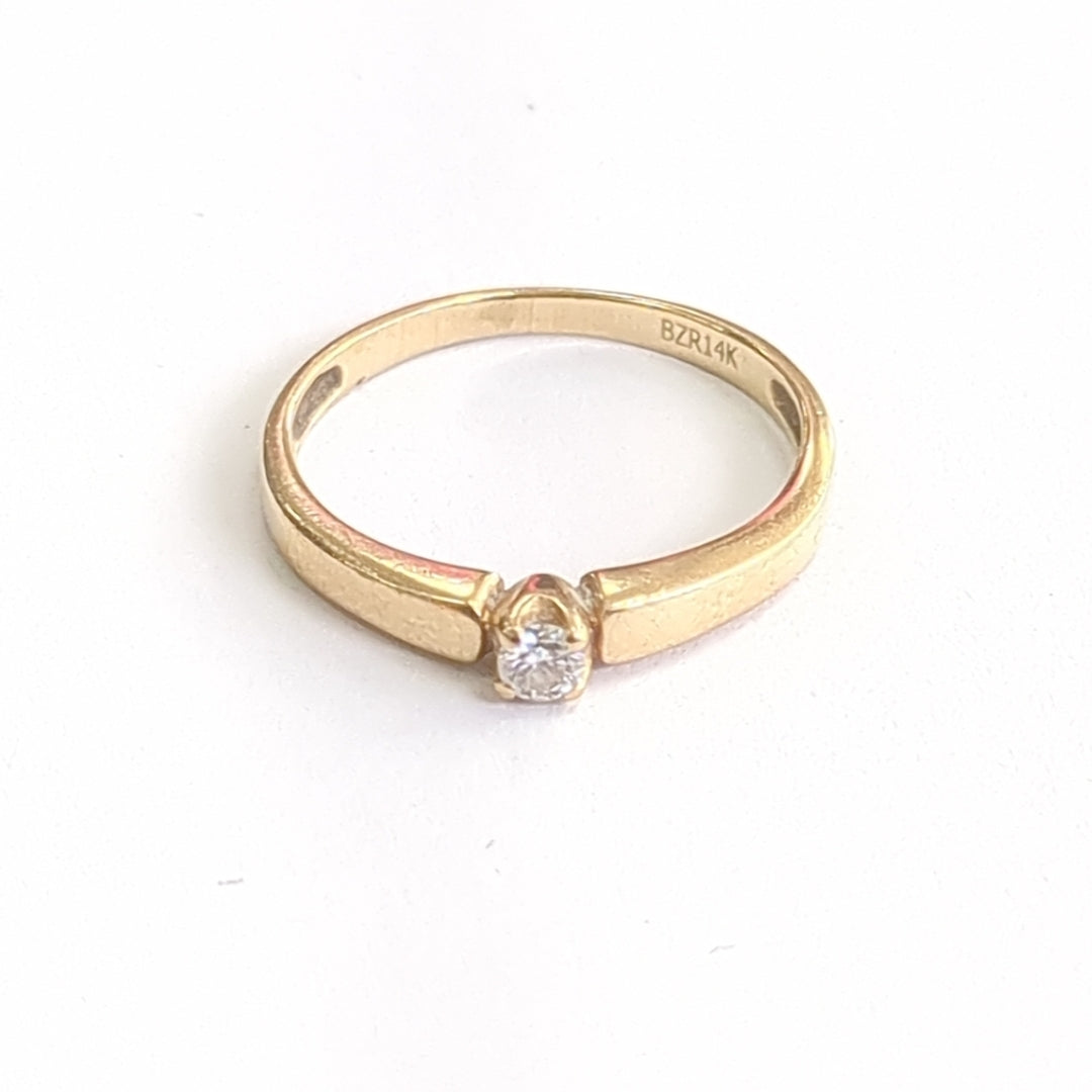 SOLITARIO ORO 14 K 1.9 GRMS (SEMINUEVO)