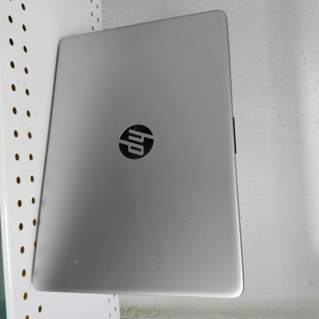 LAPTOP HP 14-DQ0530LA(2024) 256 GB SSD 8 GB RAM (SEMINUEVO)