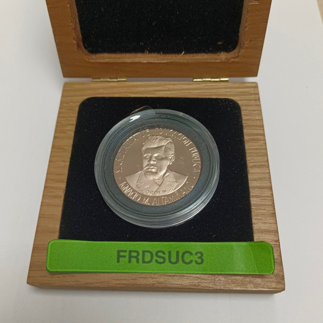 MEDALLA CONMEMORATIVA ORO 21 K 41,90 GRMS (SEMINUEVO)
