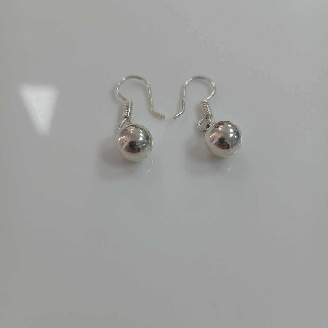 ARETES PAR PLATA 3.9 GRMS (SEMINUEVO)