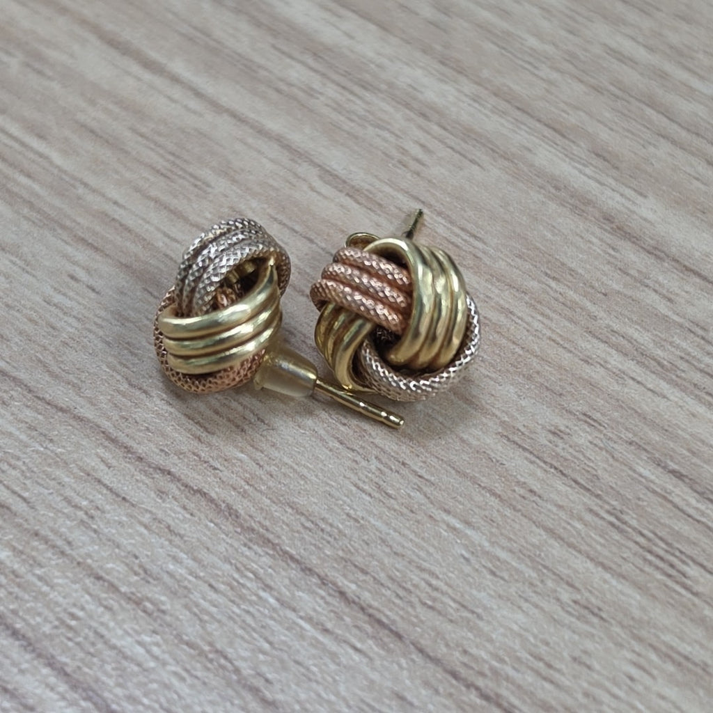 BROQUELES PAR ORO COMBINADO 14 K 2.5 GRMS (SEMINUEVO)
