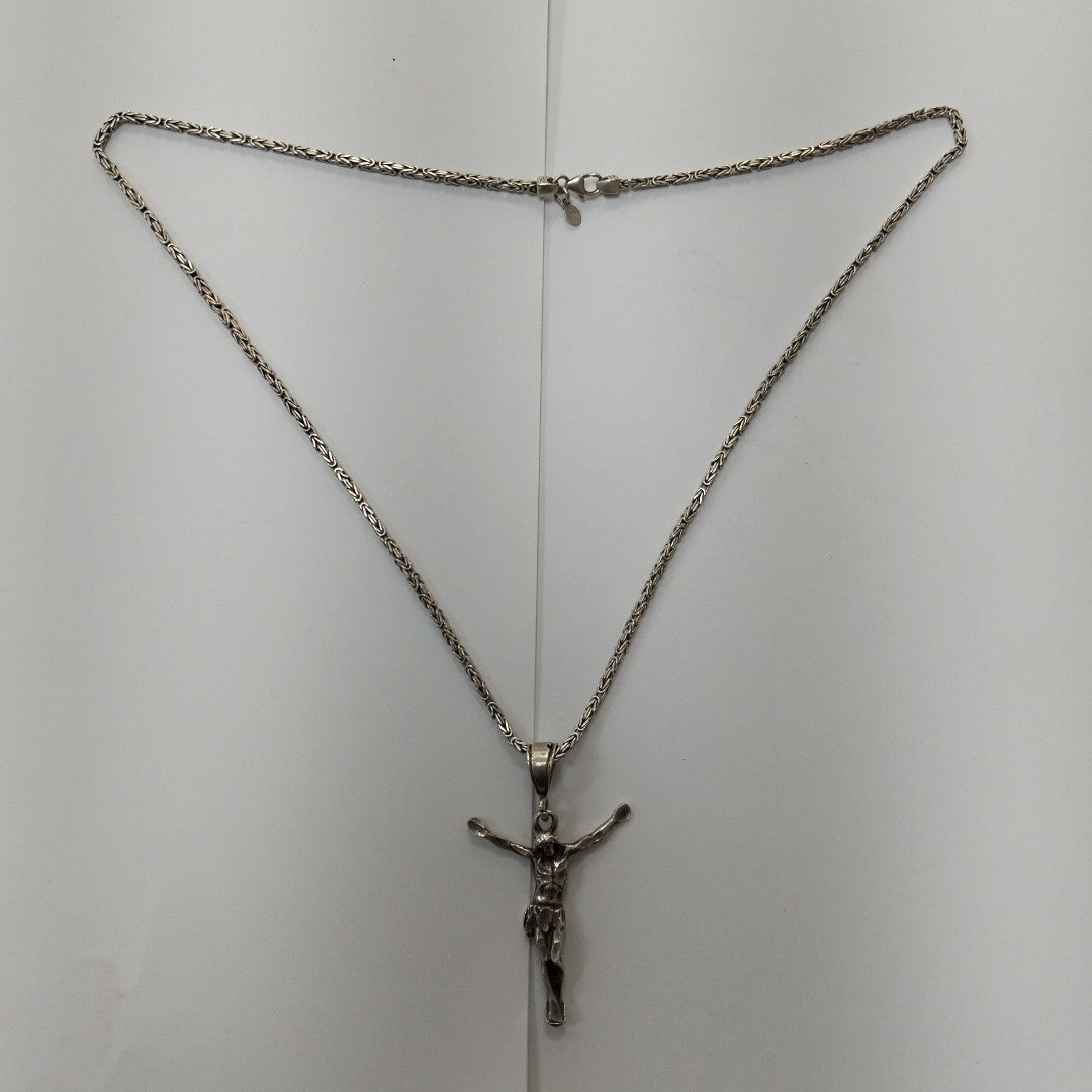 CADENA, CRUCIFIJO PLATA 17.6 GRMS (SEMINUEVO)