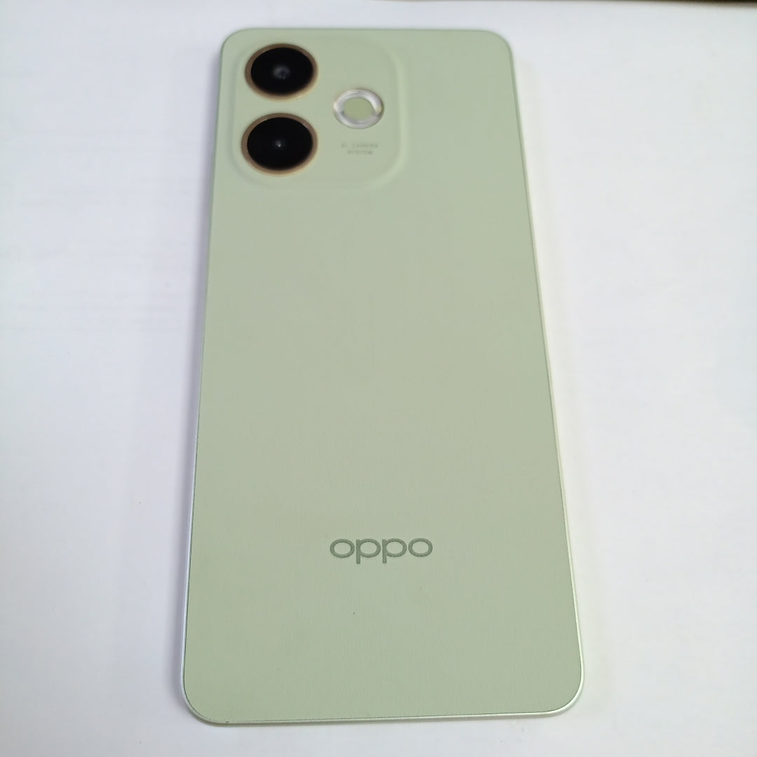 CELULAR OPPO A5 PRO CPH2711 (2025) 256 GB 8 GB RAM (SEMINUEVO)