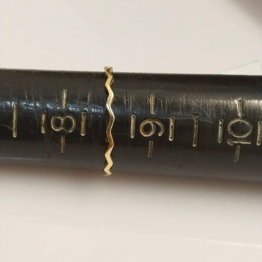 ANILLITO ORO 10 K 0.7 GRMS (SEMINUEVO)