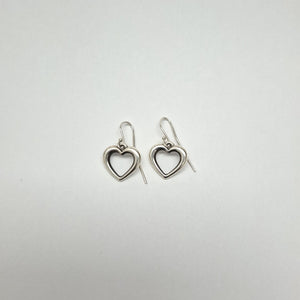 ARETES PAR PLATA 4,30 GRMS (SEMINUEVO)