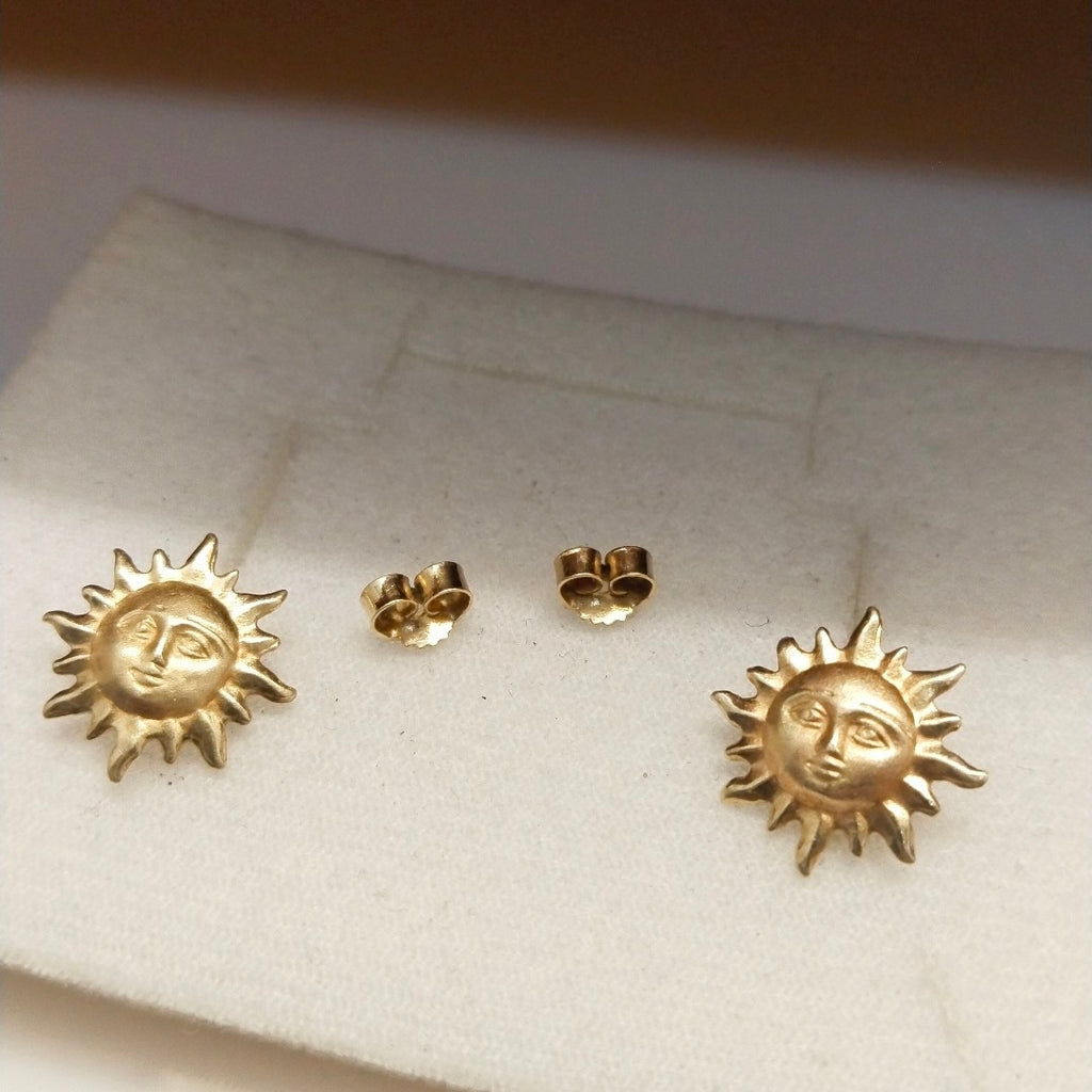 ARETES PAR ORO 10 K 1.3 GRMS (SEMINUEVO)